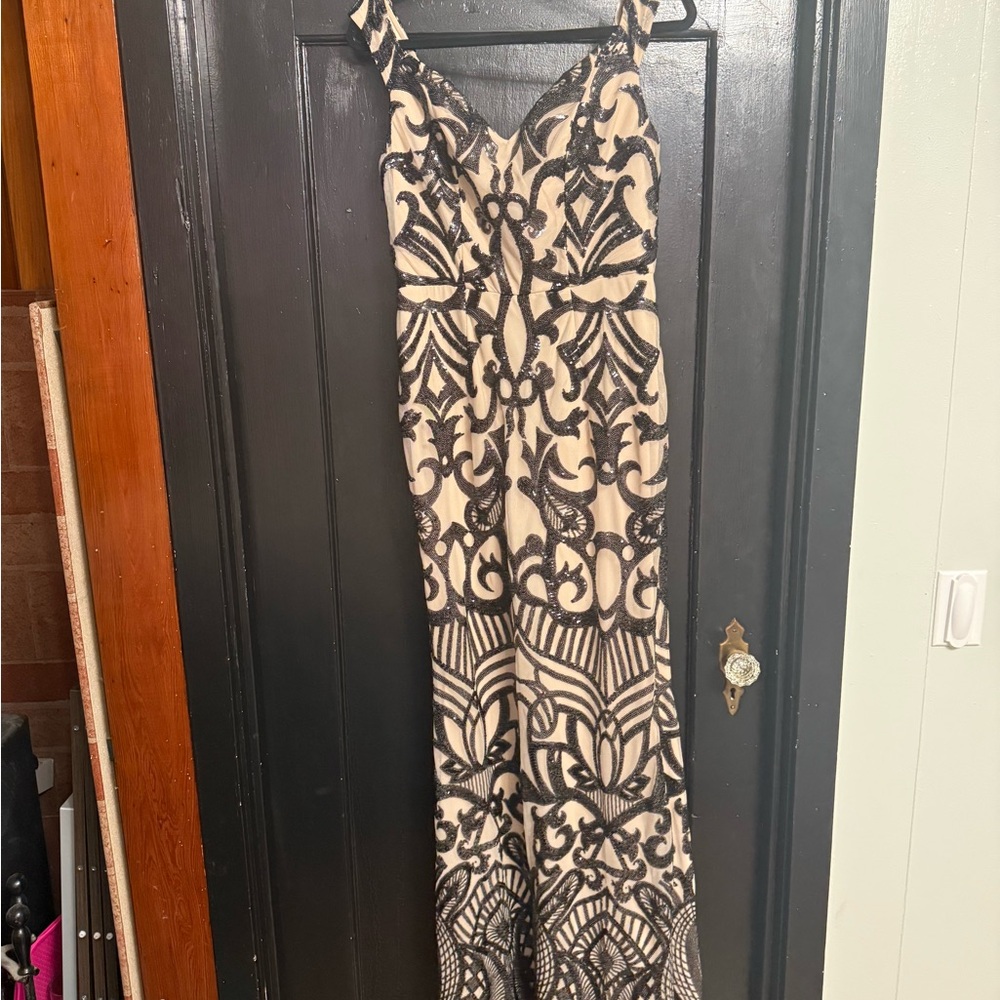 Windsor Black and Cream Sequin Dress